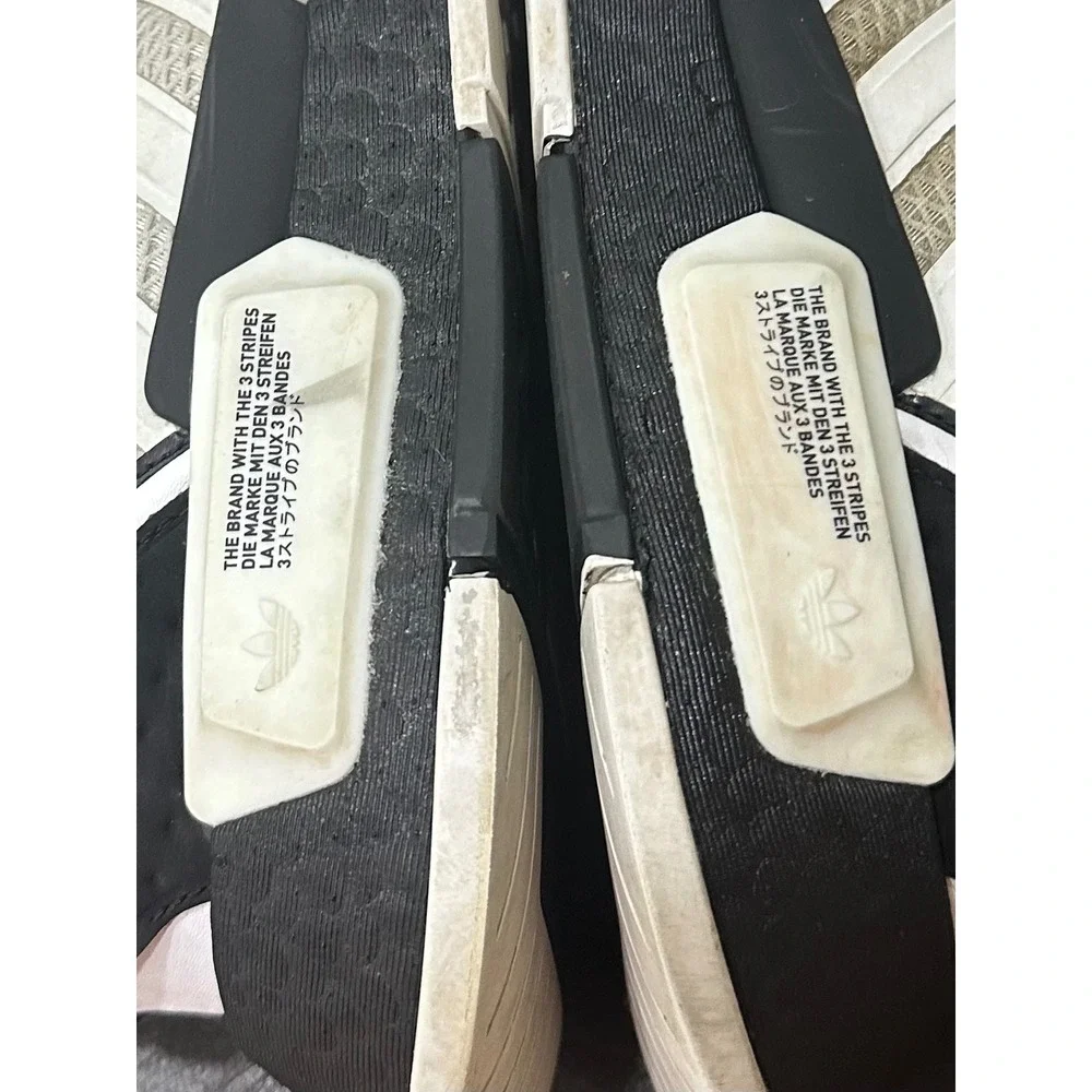 Adidas NMD_R1 V2 White Grey Black Mesh Running Shoes Men 6 Women 7.5 HP6606
